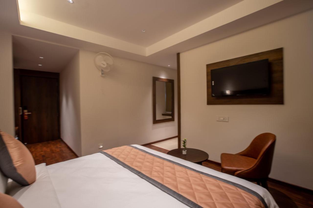 Golden Fortune Inn Hotel Bangalore Exterior photo