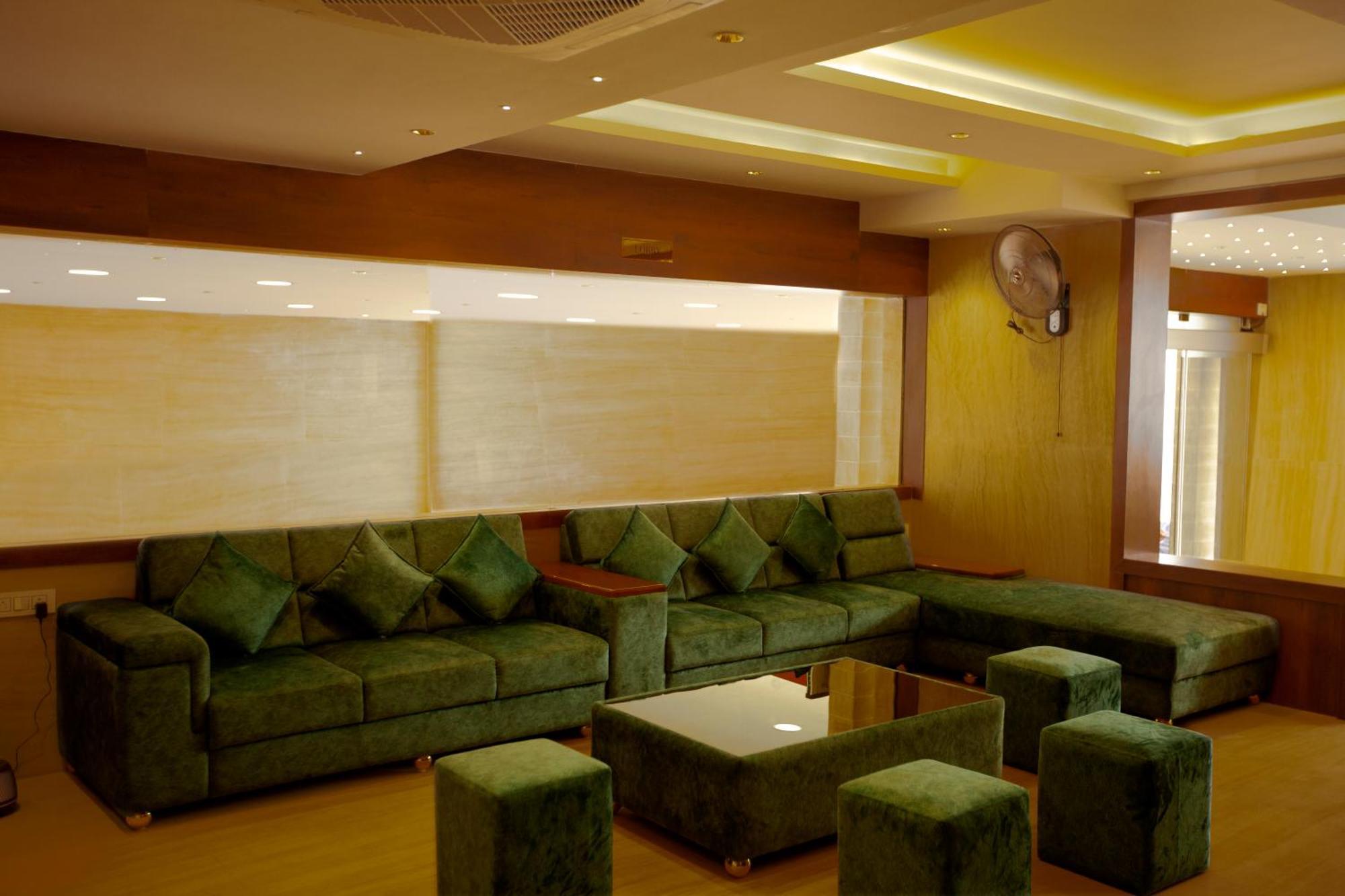 Golden Fortune Inn Hotel Bangalore Exterior photo
